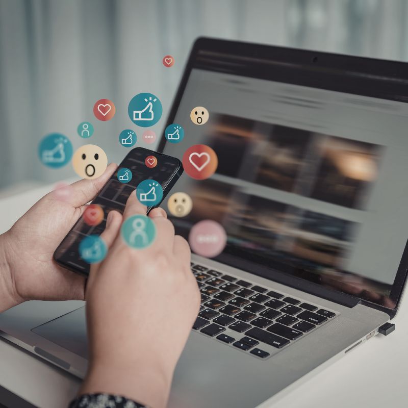 Realty Flat Fee | Promoción en redes sociales